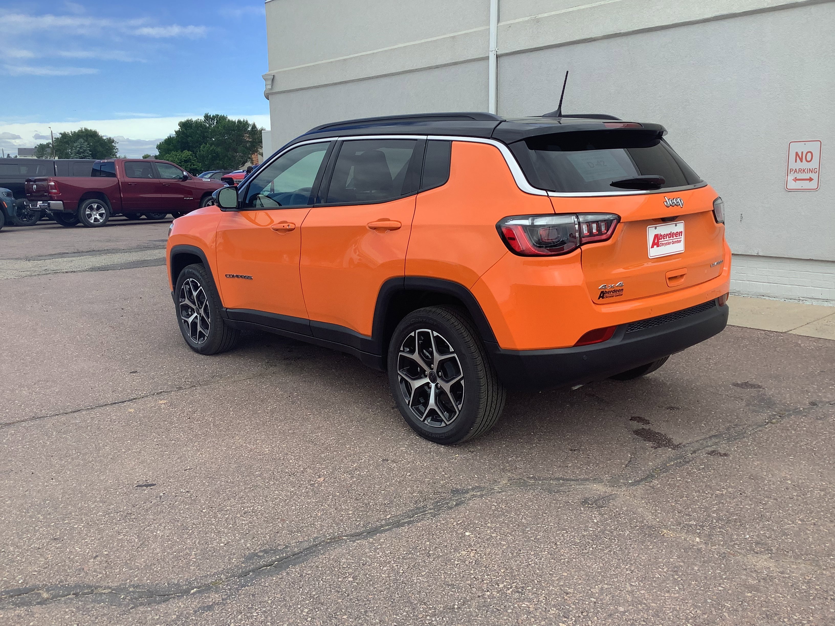 New 2026 Joose Exterior Paint Jeep Limited image 6