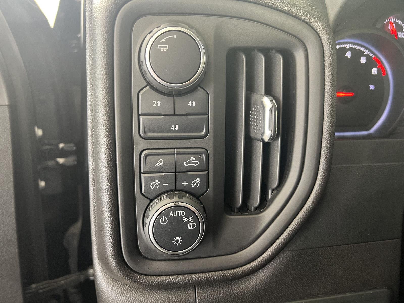 Used 2024 Black Chevrolet Custom image 7