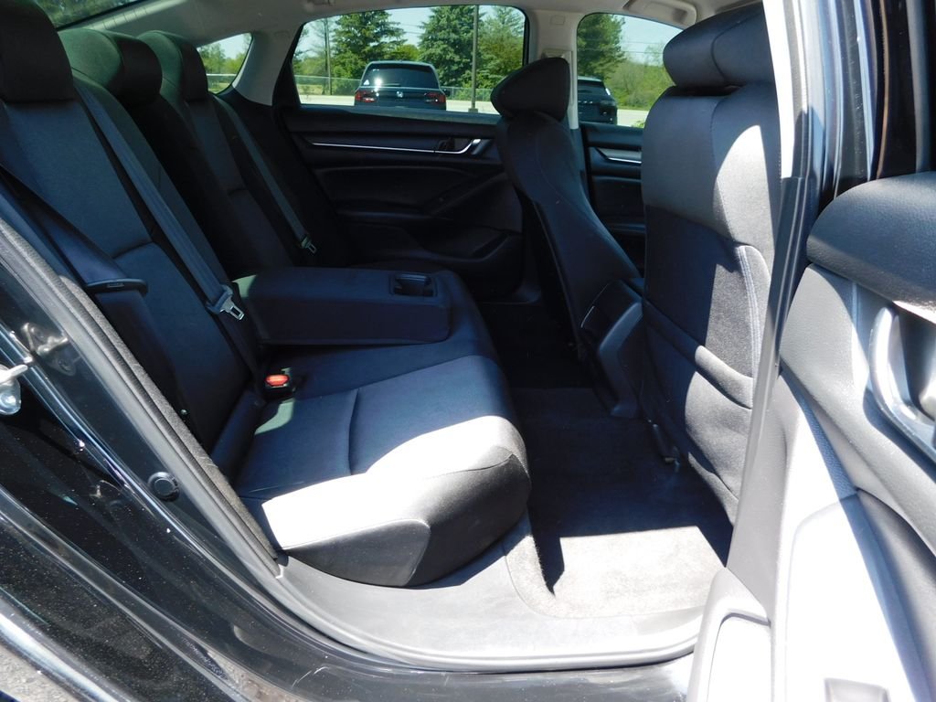 Used 2020 Black Honda LX image 19