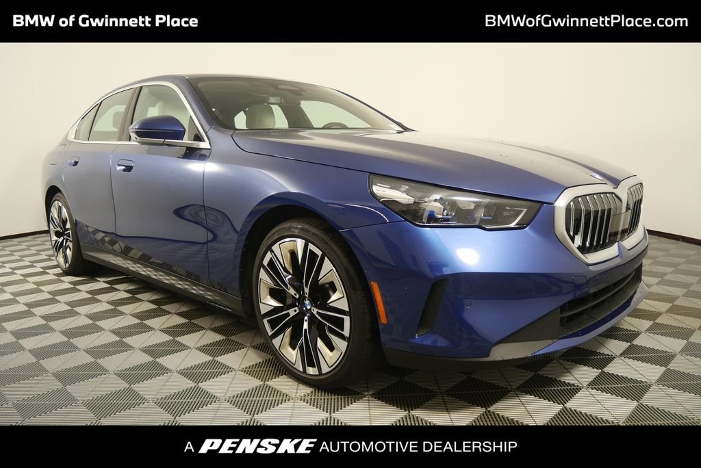 2025 BMW 5 Series 530i