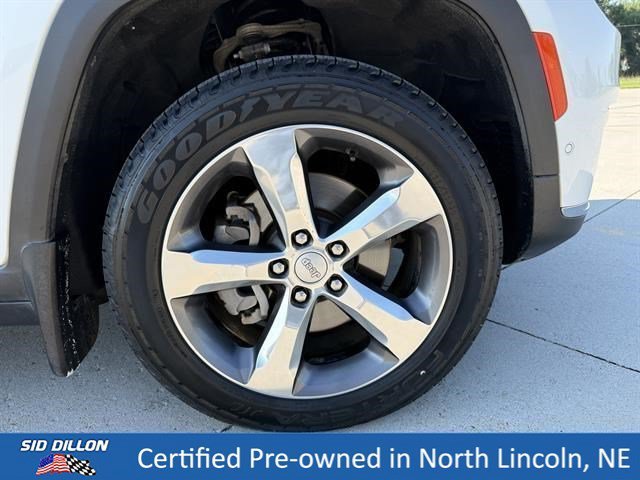Used 2021 Bright White Clearcoat Jeep Limited image 9
