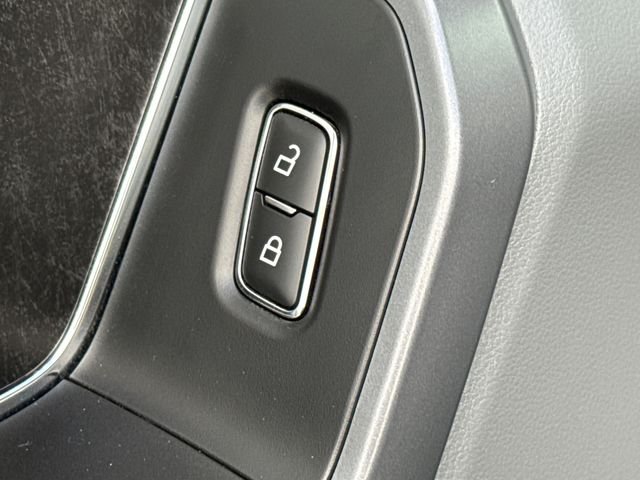 Used 2022 Gray Ford XLT image 21