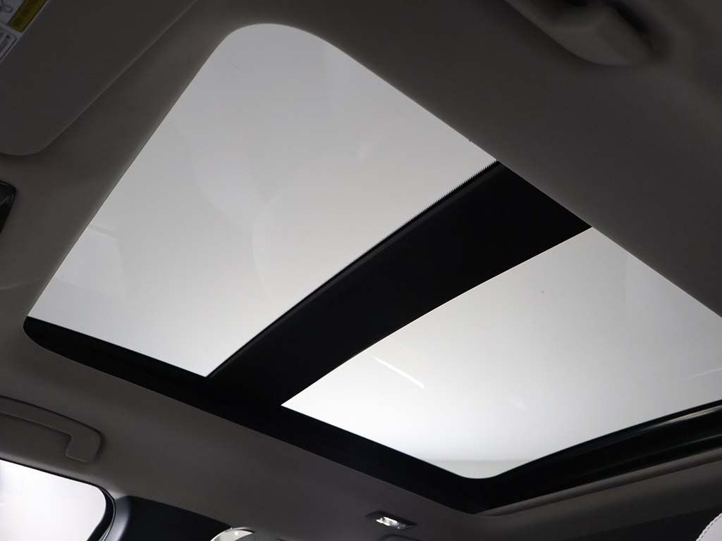 2025 Mitsubishi Outlander SE - Photo 23