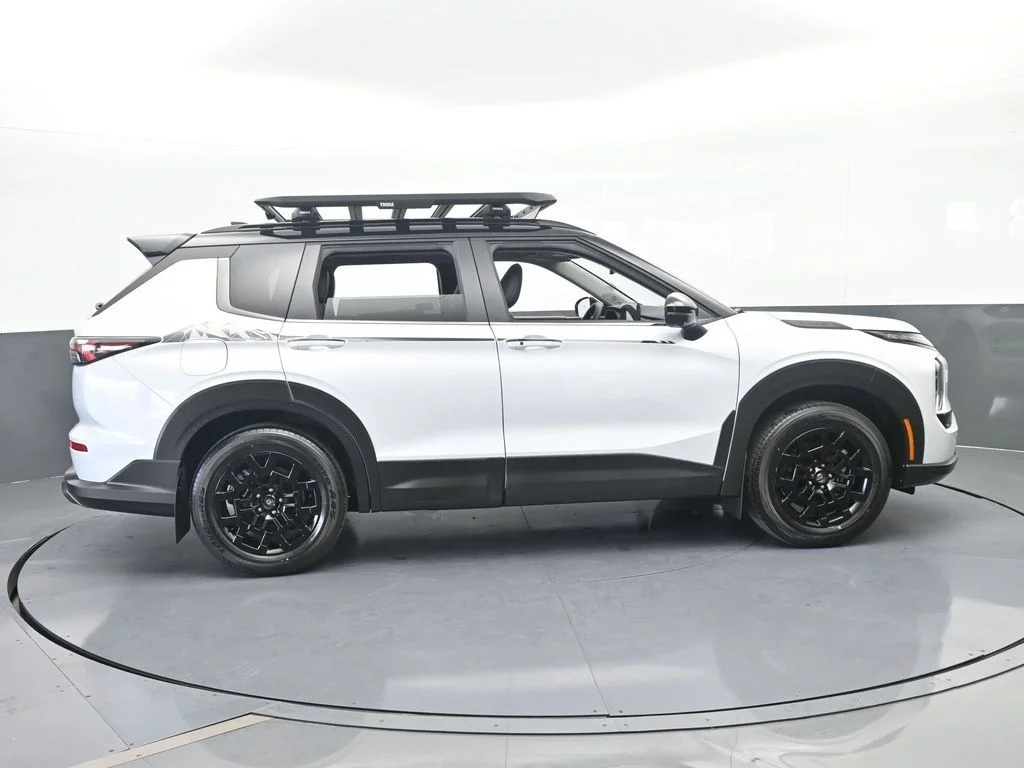 New 2026  Mitsubishi Trail Edition image 7