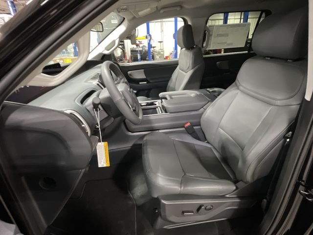 New 2026 Agate Black Metallic Ford Active image 17