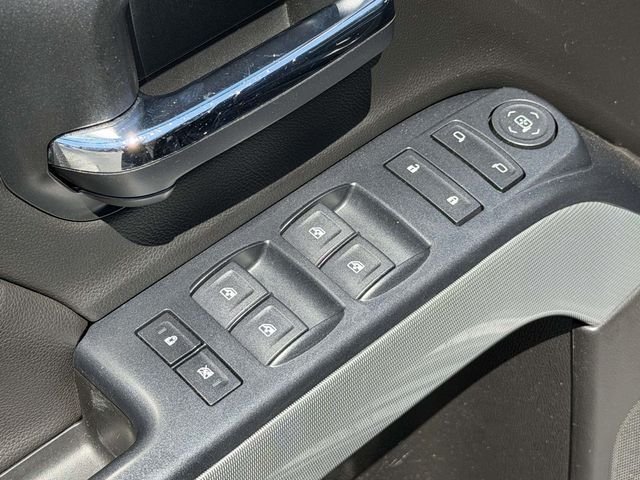 Used 2019 Gray Chevrolet LT image 27