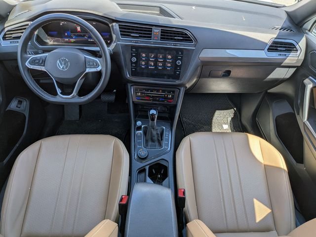 Used 2024 White Volkswagen 2.0T SE image 26