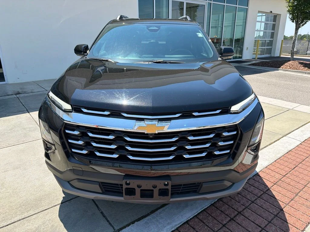 Used 2025 Black Chevrolet LT image 2