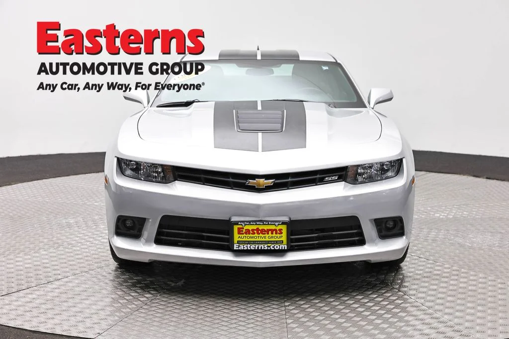 Used 2015 Silver Chevrolet SS image 2