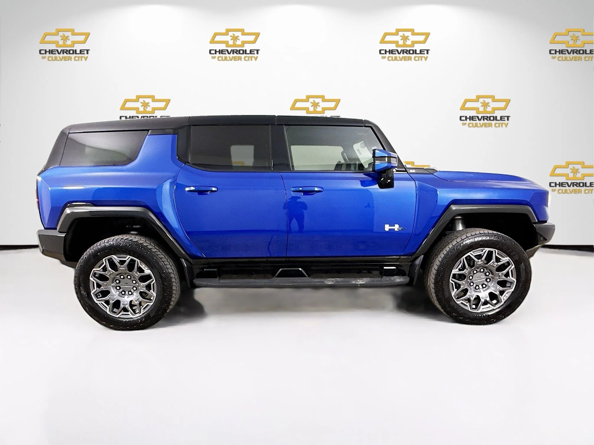 Used 2024 Supernova Metallic (Dark Blue) GMC 3X image 9