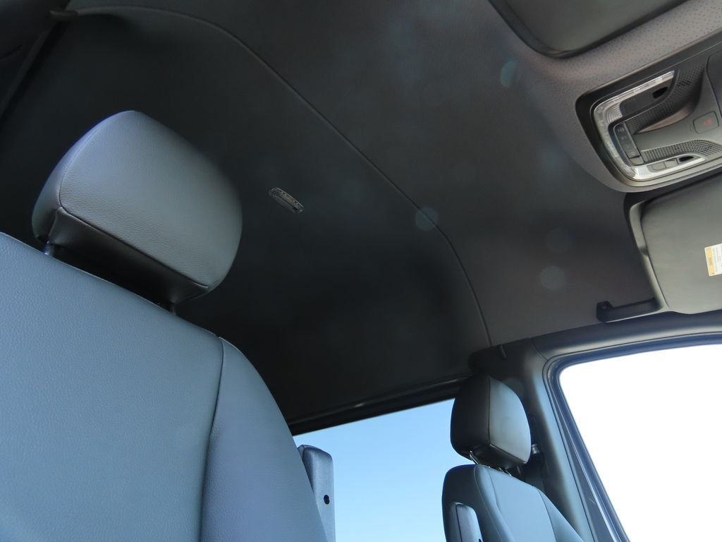 2025 Mercedes-Benz Sprinter Crew Van Base - Photo 20
