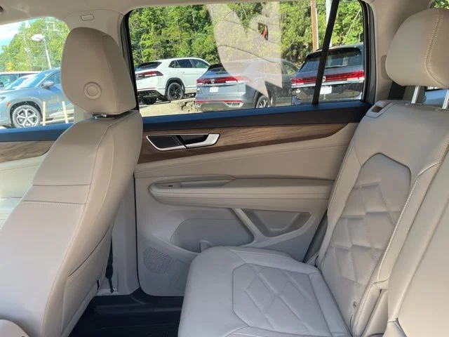 2026 Volkswagen Atlas SE - Photo 13