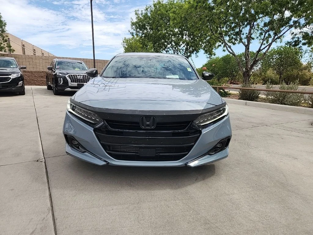 Certified Used 2022 Black Honda Sport 2.0T image 2