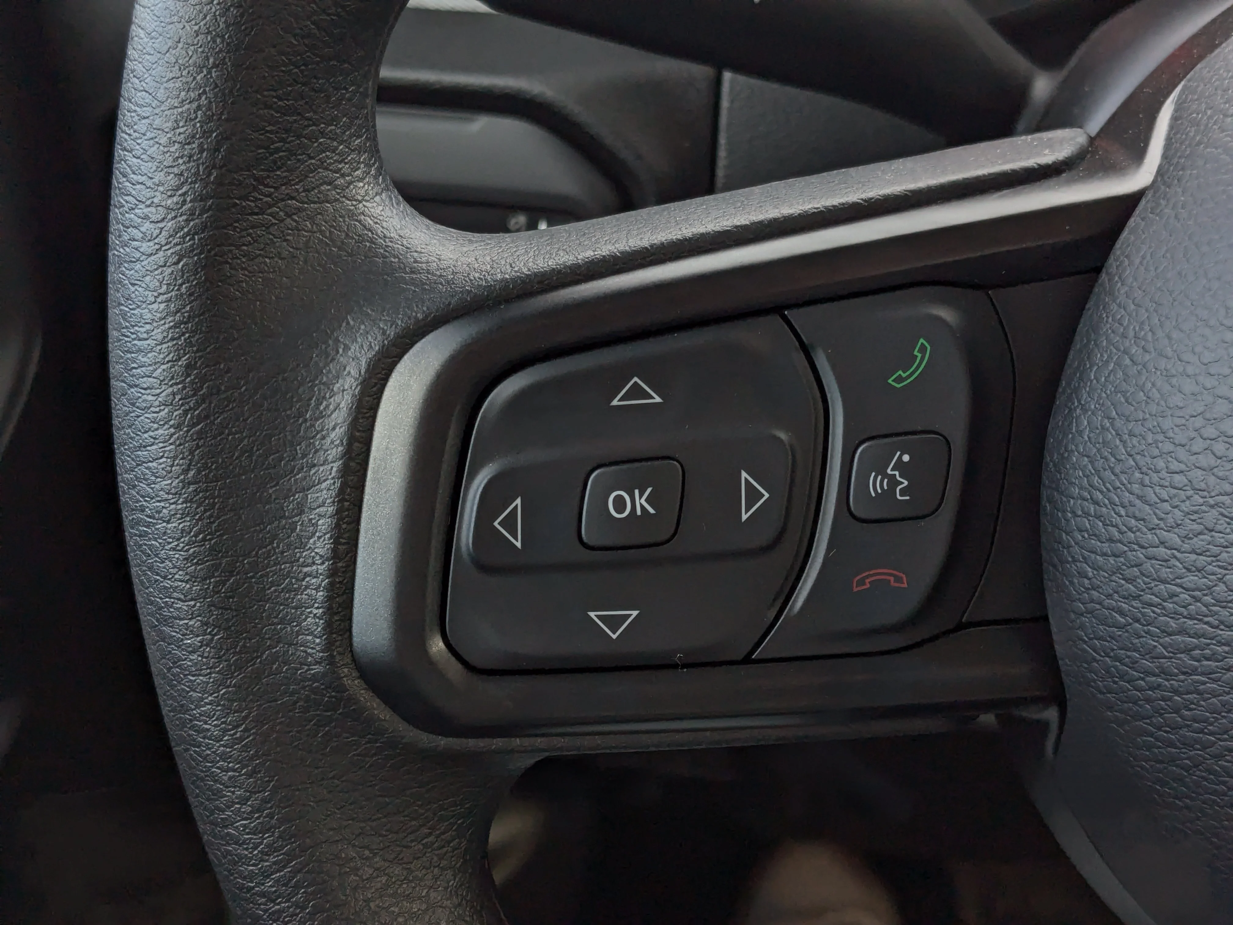 New 2026 Grey Jeep Sport - - 2.0L Turbo Engine - 12.3 Uconnect 5 Display - Black Freedom Hardtop - 8-Speed Auto & More image 15