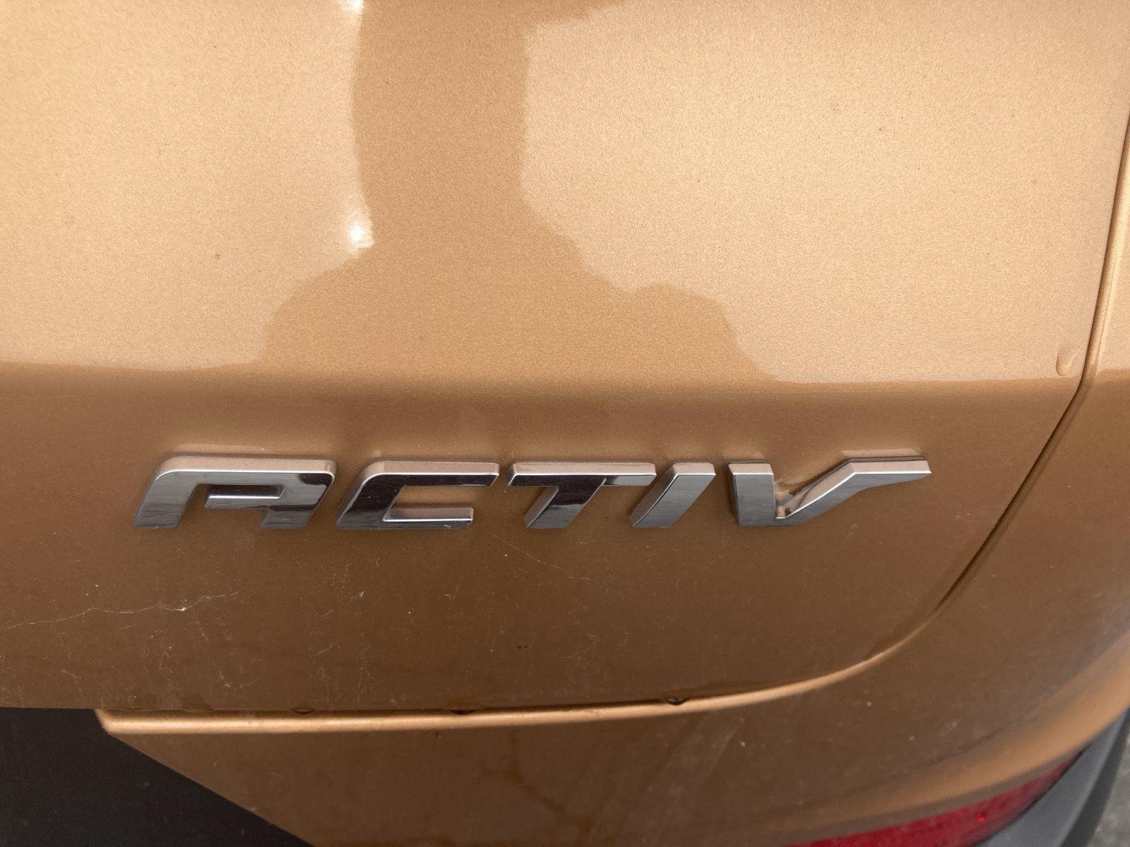 Used 2024 Copper Harbor Metallic Chevrolet ACTIV image 11
