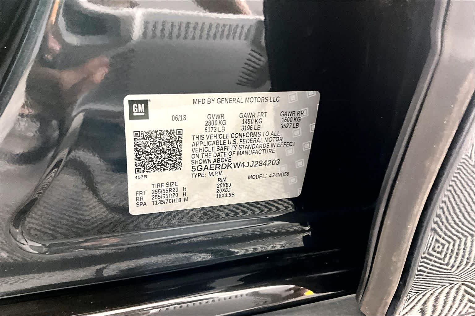 Used 2018 Dark Slate Metallic Buick Avenir image 32
