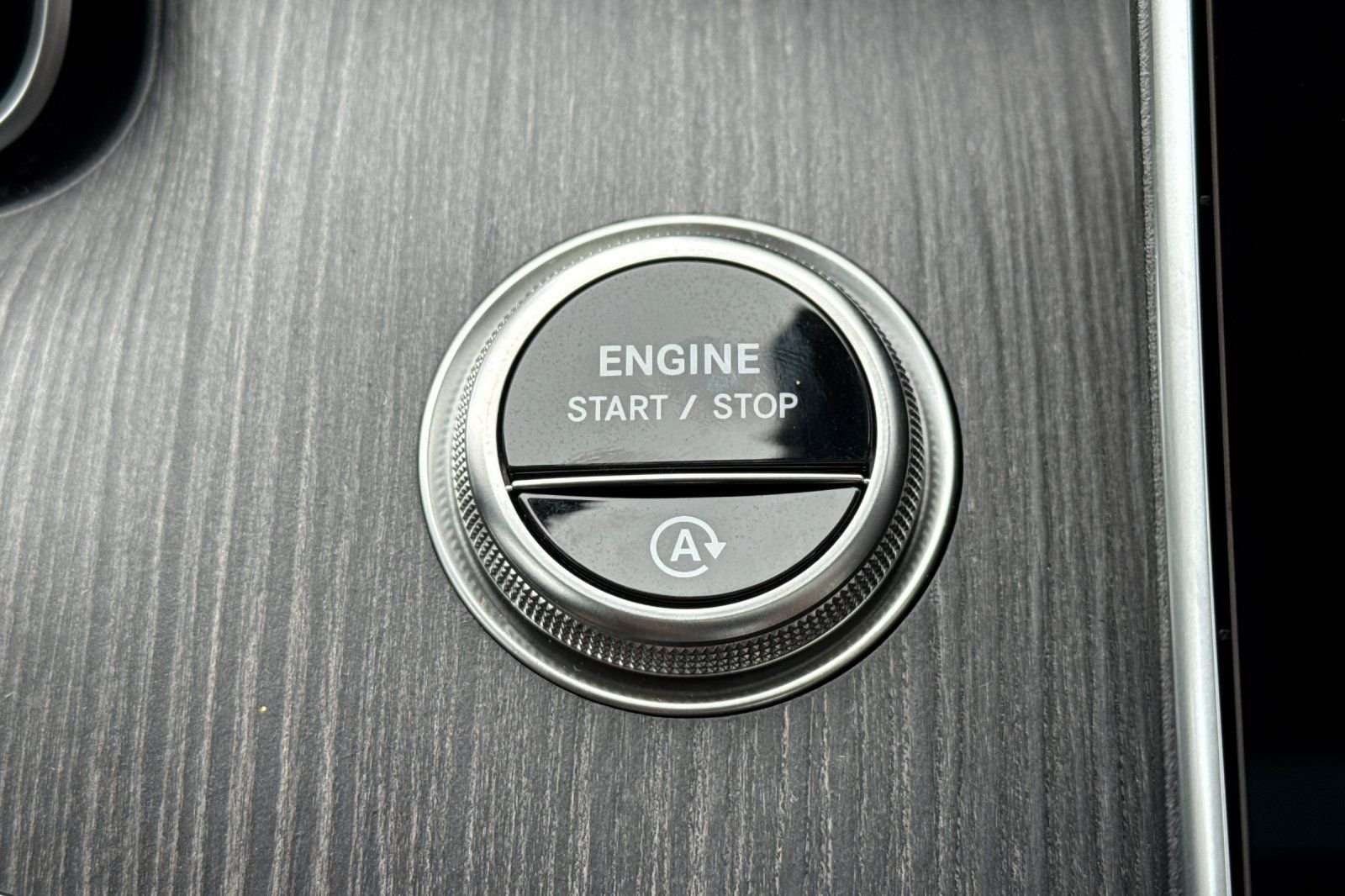 New 2026 Selenite Grey Metallic Mercedes-Benz C 300 image 21