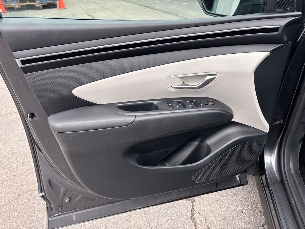Used 2024 Gray Hyundai SE image 18