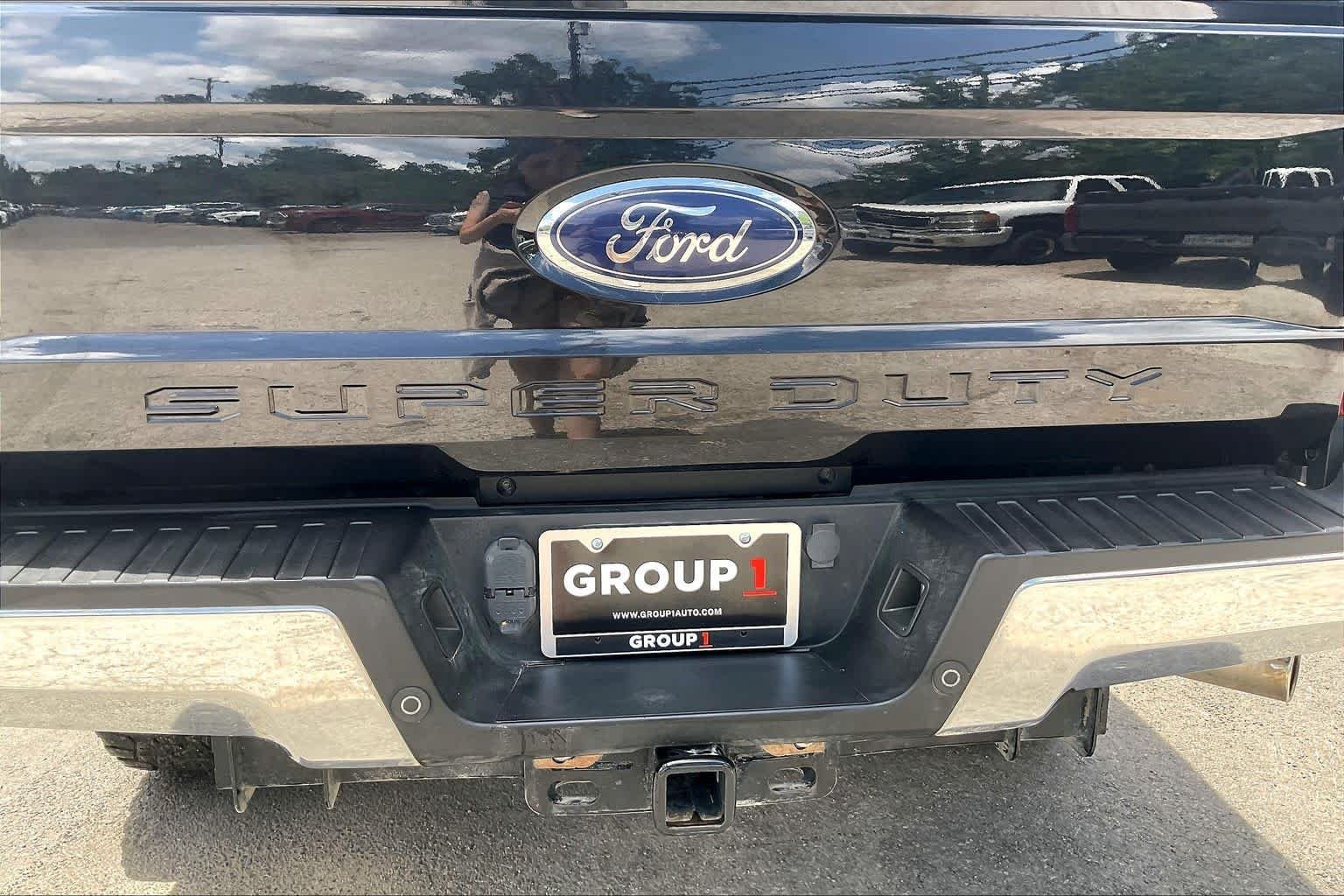 Used 2019 Agate Black Metallic Ford XLT image 10