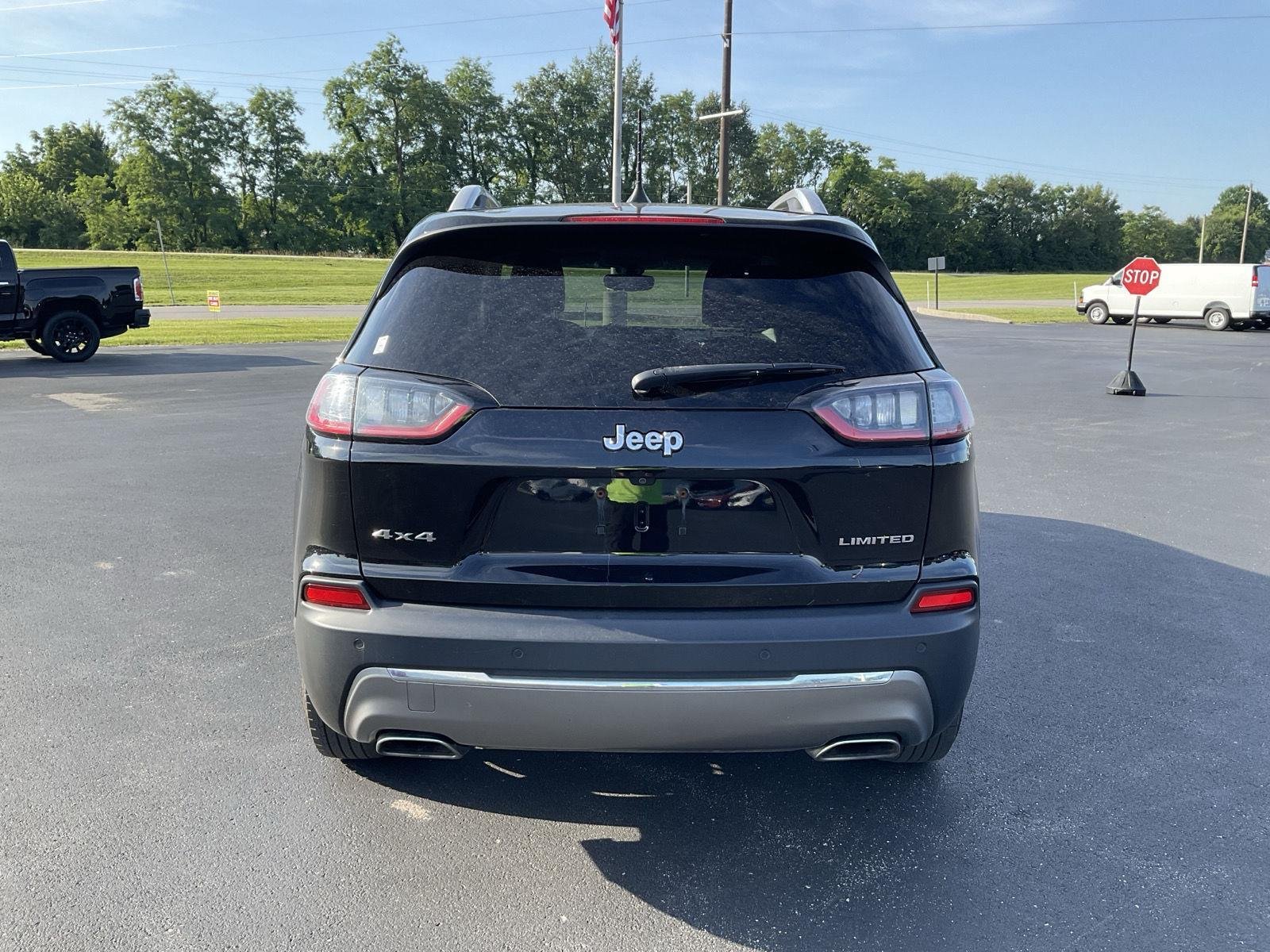 Used 2019 Black Jeep Limited image 7
