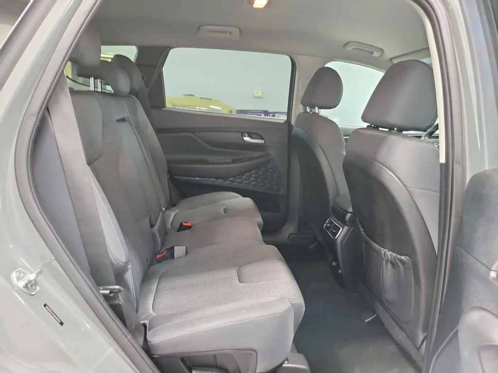 Certified Used 2021 Gray Hyundai SE image 10