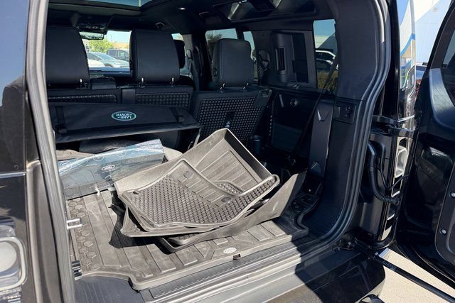 Used 2024  Land Rover X image 27