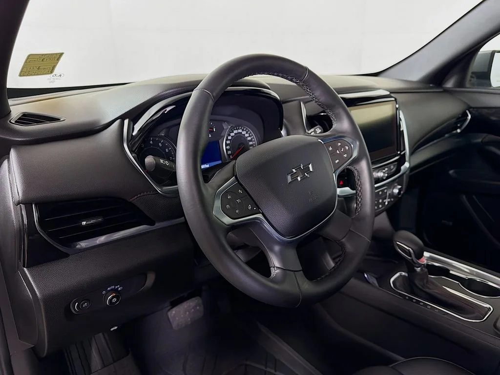Used 2024 Sterling Gray Metallic Chevrolet RS image 10