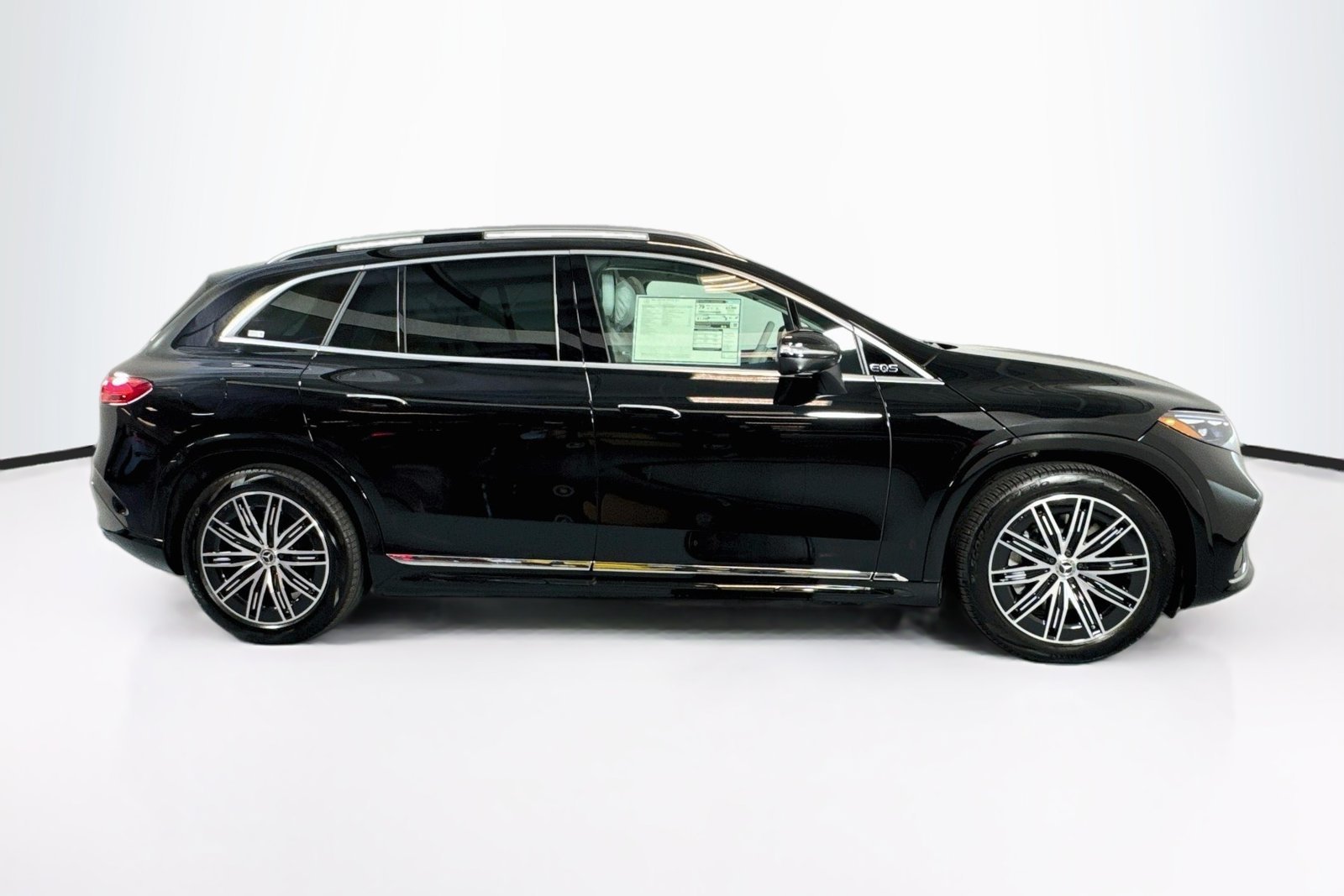New 2026 Black Mercedes-Benz EQS 400 image 4