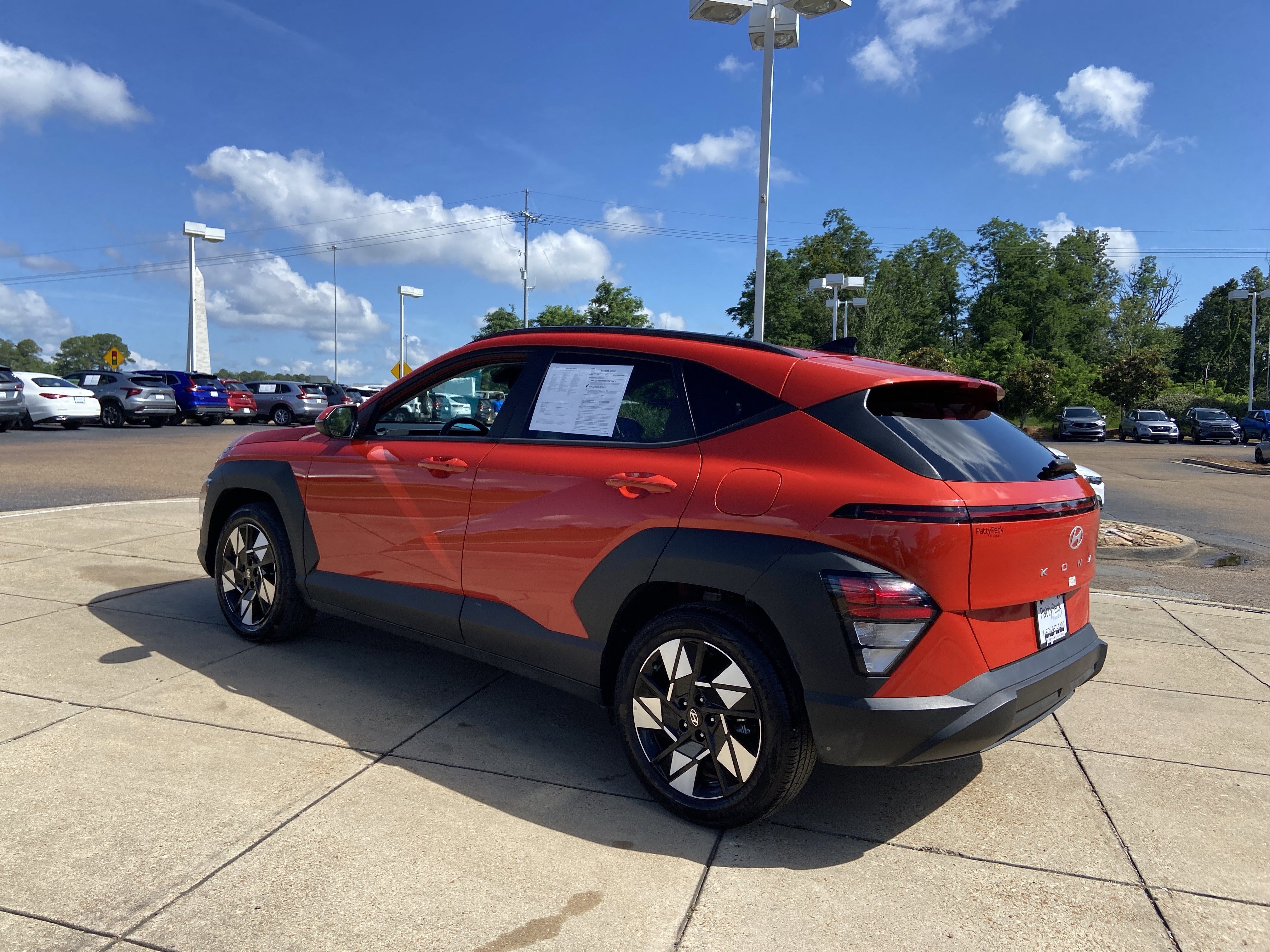 Used 2025 Soultronic Orange Pearl Hyundai SEL image 11
