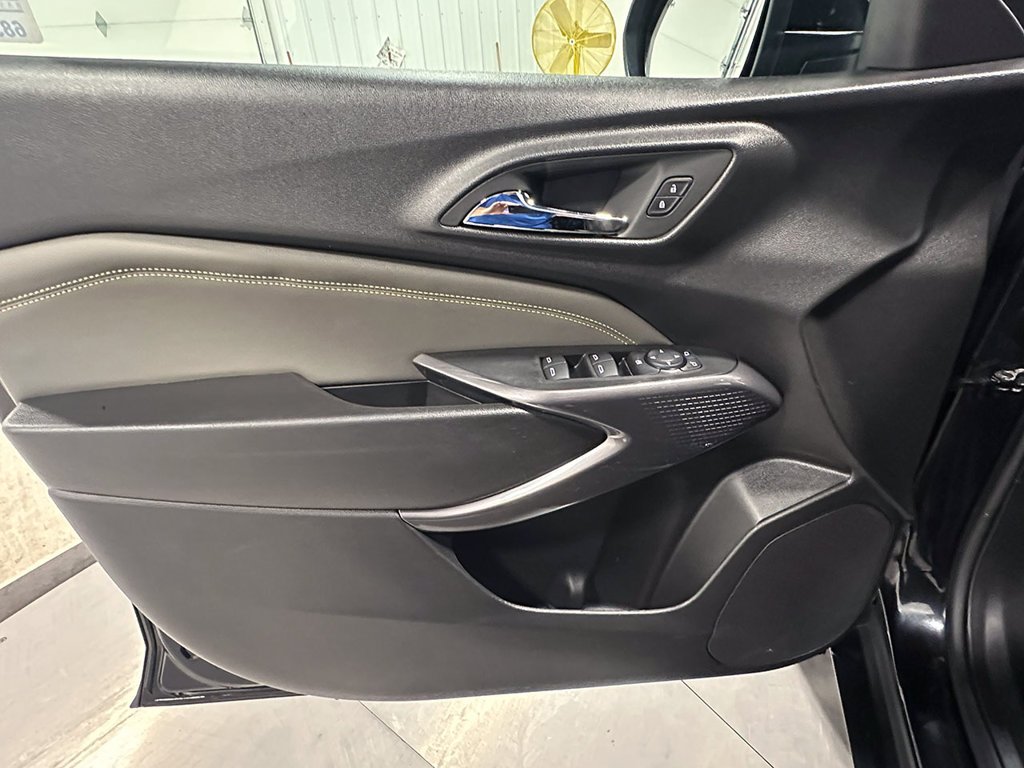 Used 2024 Black Chevrolet ACTIV image 21