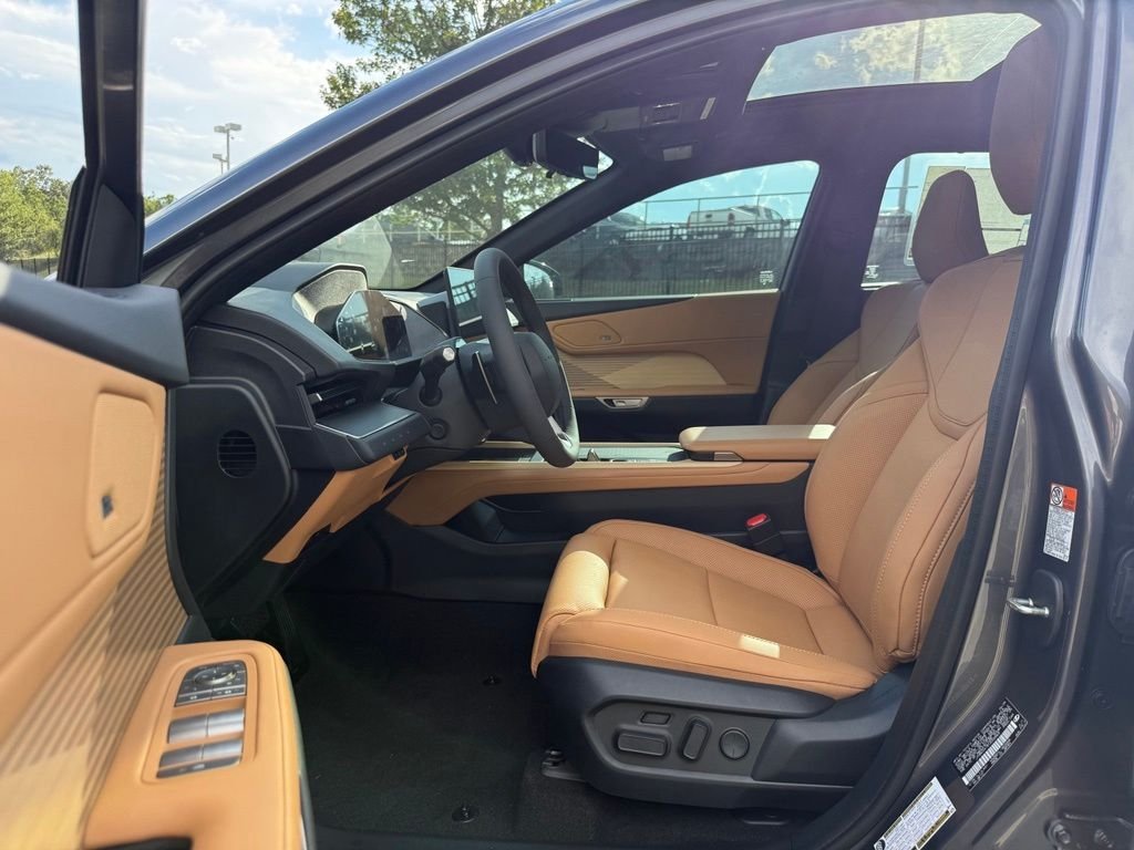 New 2026 Cloudburst Gray Lexus ES 350e LUXURY image 19