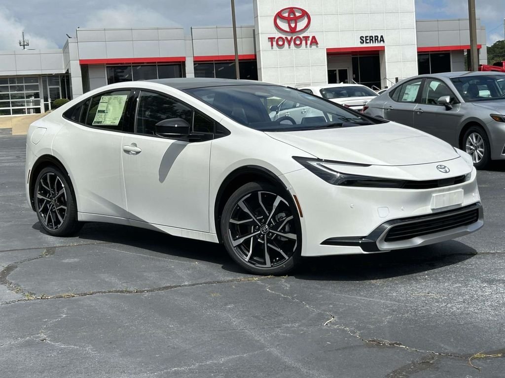 2026 Toyota Prius XSE Premium's photo
