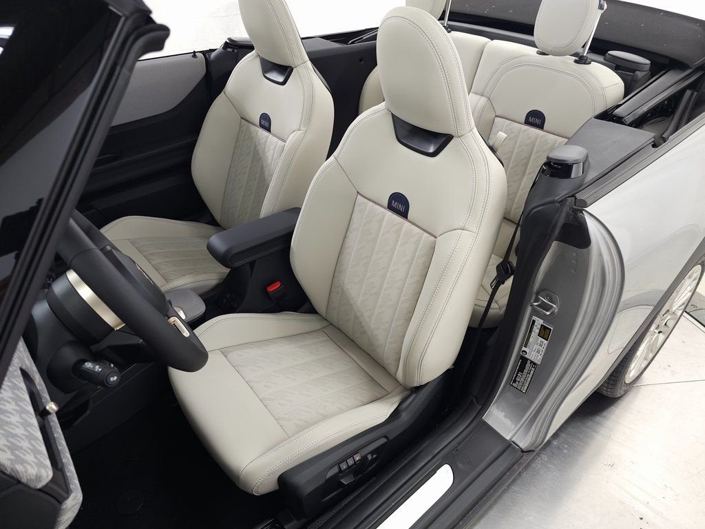 2026 MINI Convertible S - Photo 13