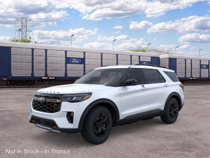 New 2026 Star White Metallic Tri-Coat Ford Tremor image 1