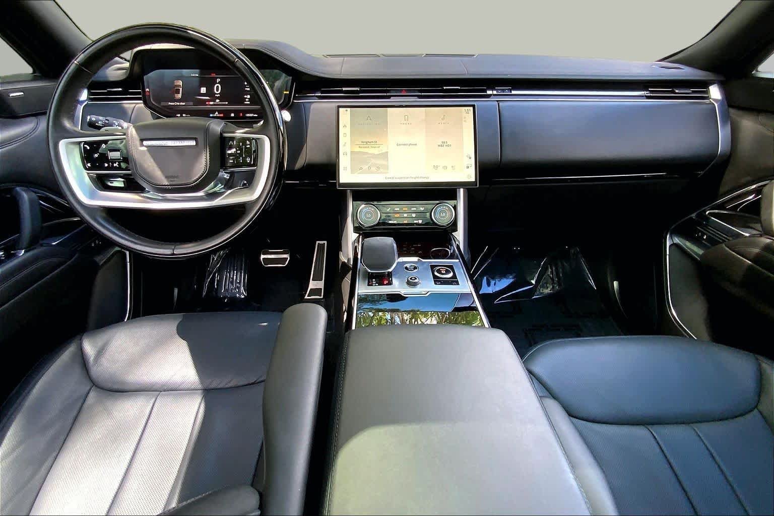 Used 2023 Carpathian Grey Premium Metallic Land Rover SE image 14