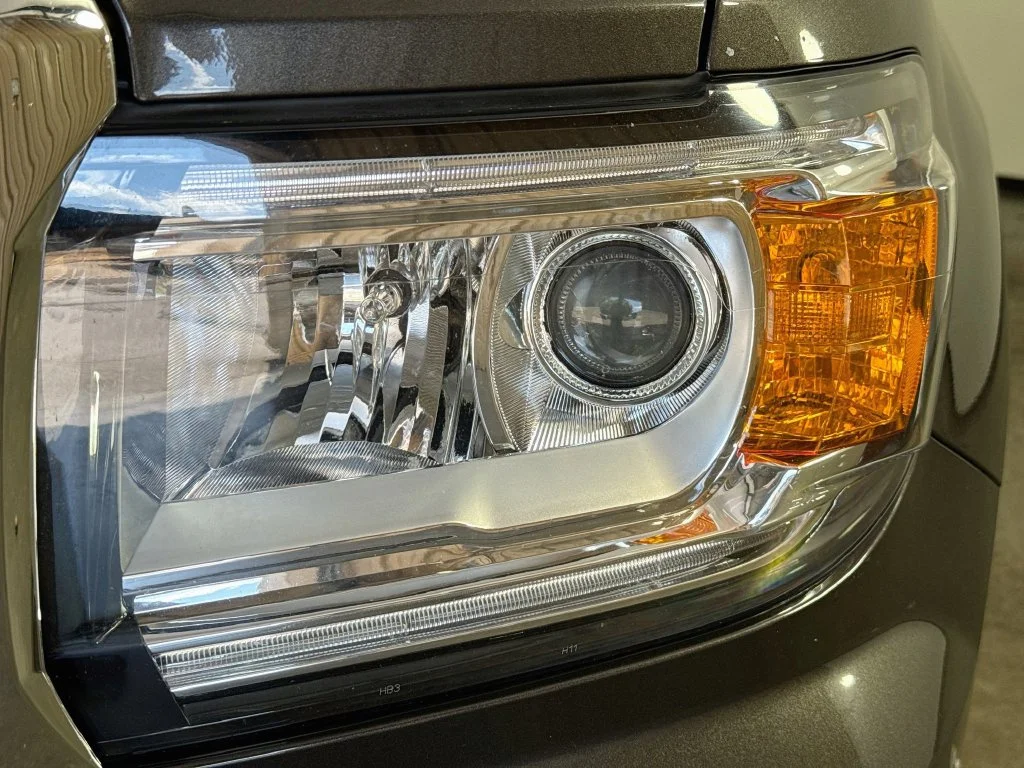 Used 2020 Gray GMC Denali image 36