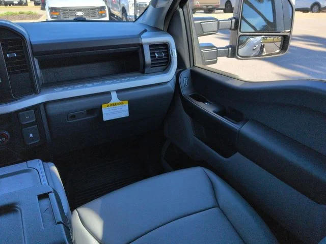 New 2026 Oxford White Ford F-450® XL image 16