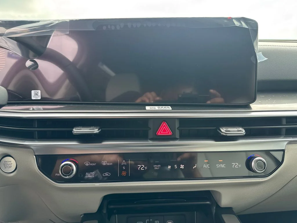 2025 Kia Sorento EX Hybrid - Photo 29