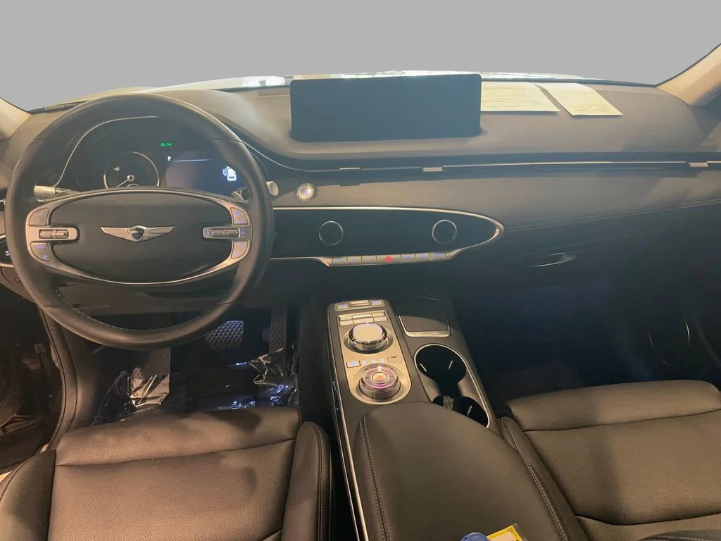 2025 GENESIS GV70 Standard - Photo 31
