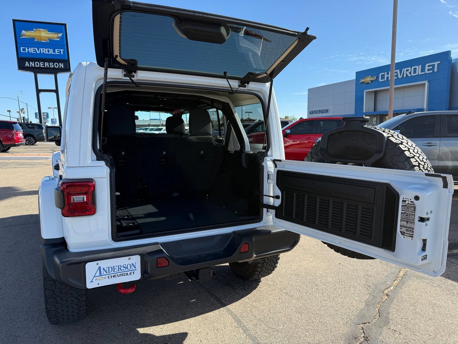 2025 Jeep Wrangler 4-Door Rubicon - Photo 34