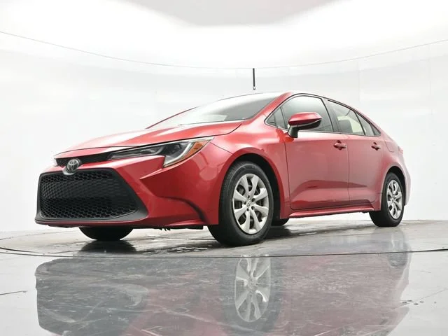 Used 2020 Barcelona Red Metallic Toyota LE image 11