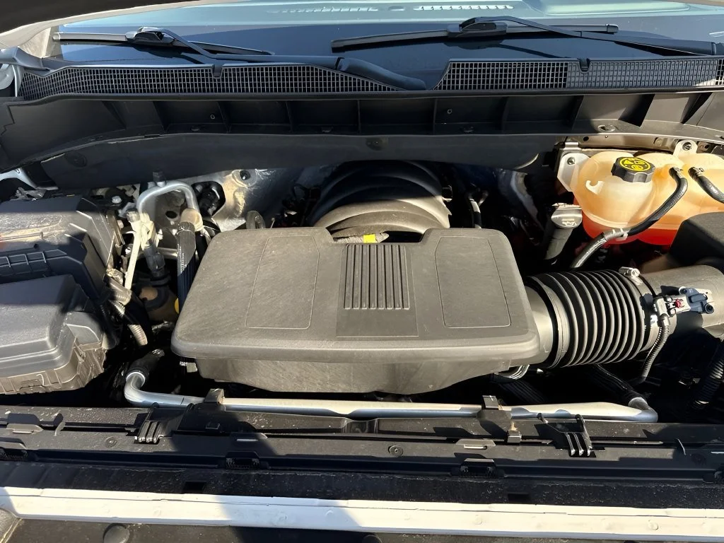 Used 2024 Summit White Chevrolet LT image 74