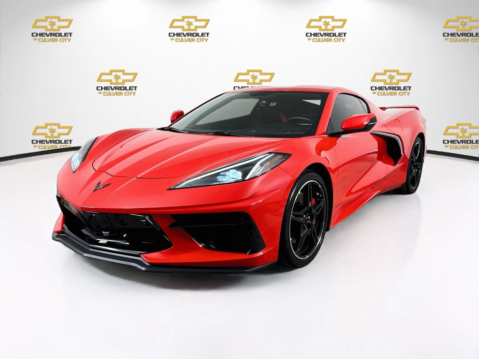 Used 2021 TORCH RED Chevrolet 2LT image 3