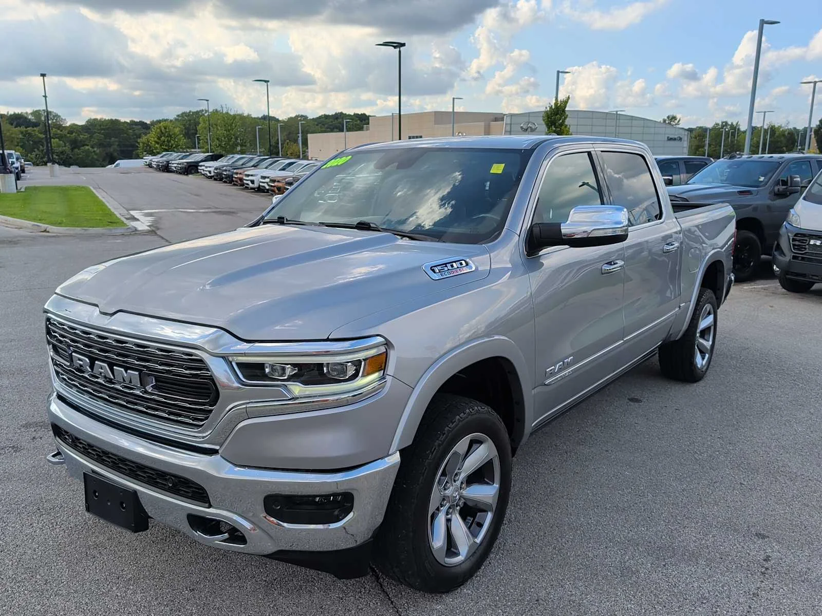 Used 2020 Billet Silver Metallic Clearcoat Ram Limited image 4