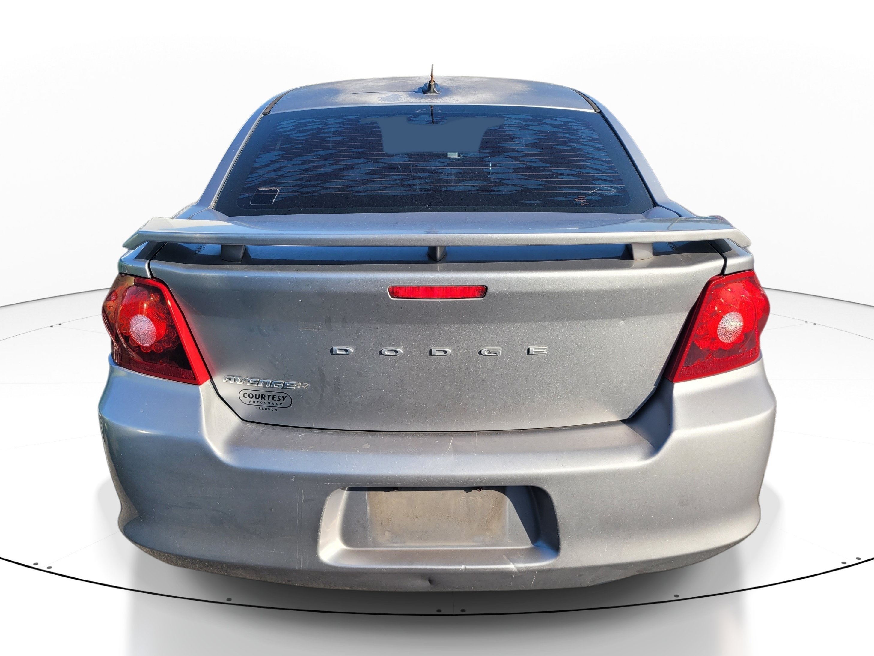 Used 2014 Billet Silver Metallic Clearcoat Dodge SXT image 5