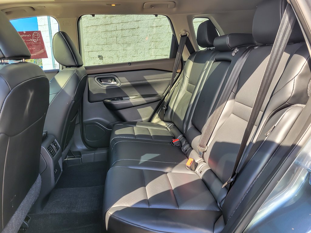 Used 2023 Gun Metallic Nissan SV image 10