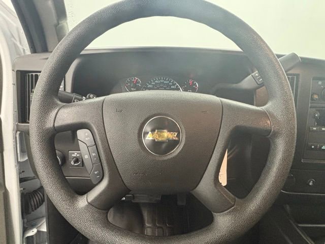 2024 Chevrolet Express Cargo Work Van - Photo 16