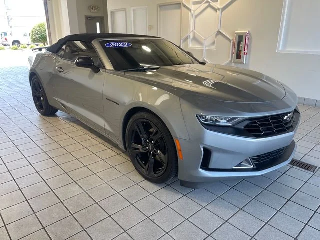 2023 Chevrolet Camaro 2.0 Convertible 2LT's photo