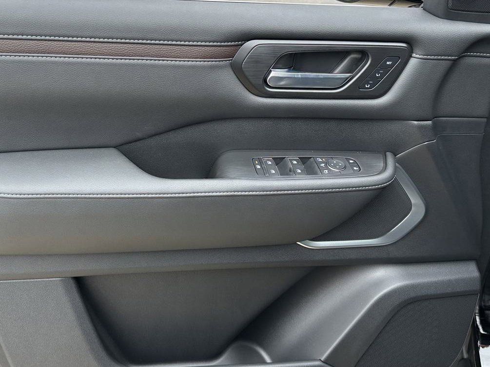 New 2026 Gun Metallic Nissan Platinum Reserve image 26