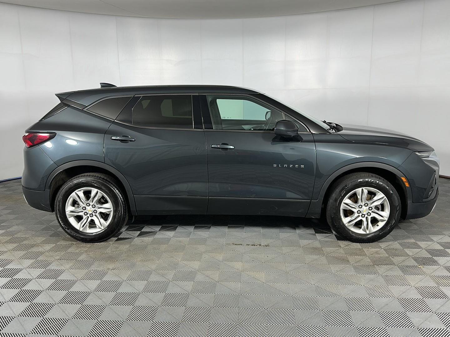 Used 2020 Graphite Metallic Chevrolet LT image 26